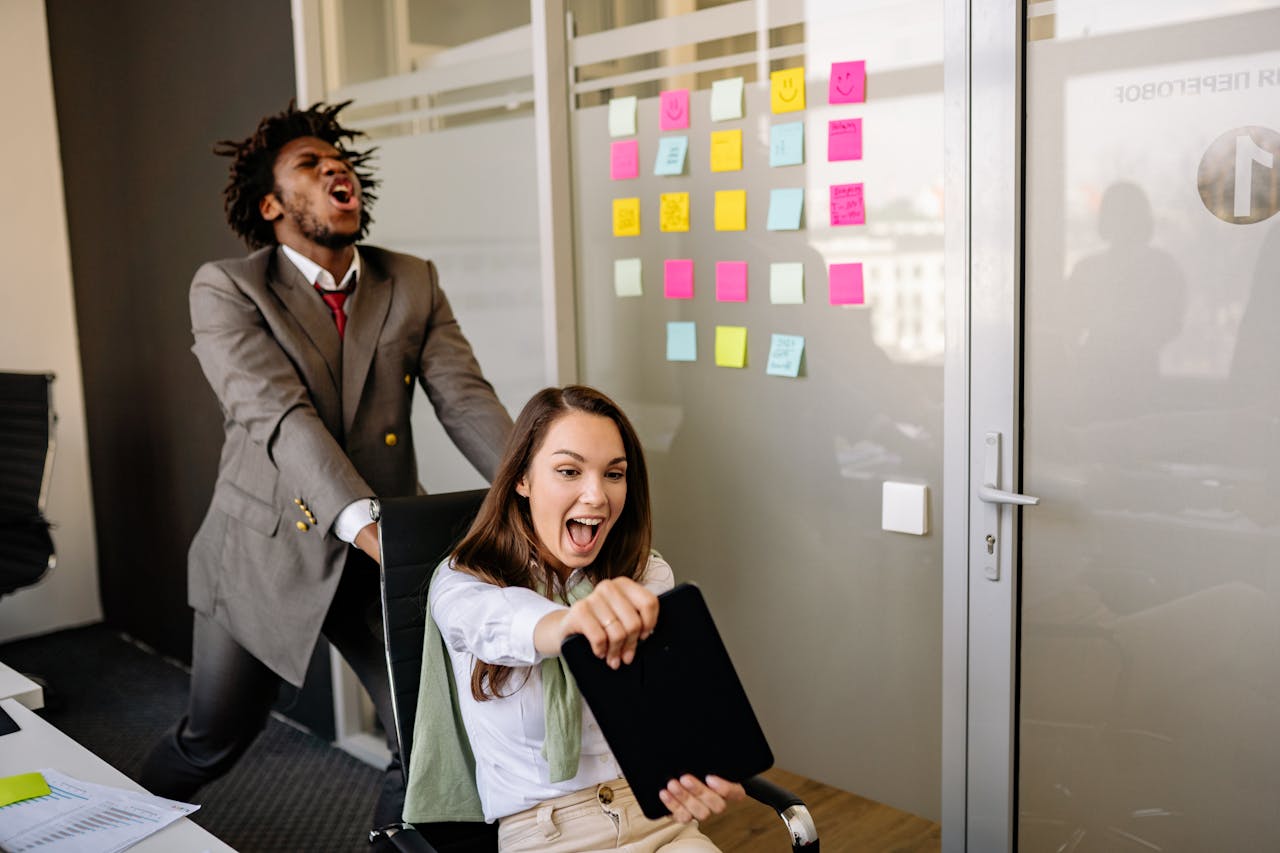 Trenmandrelia background